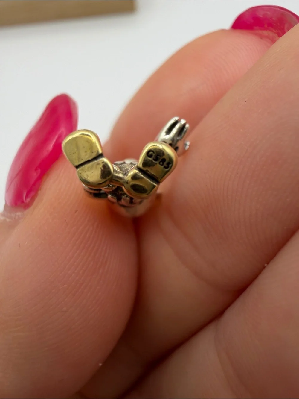 N/A authentic pandora